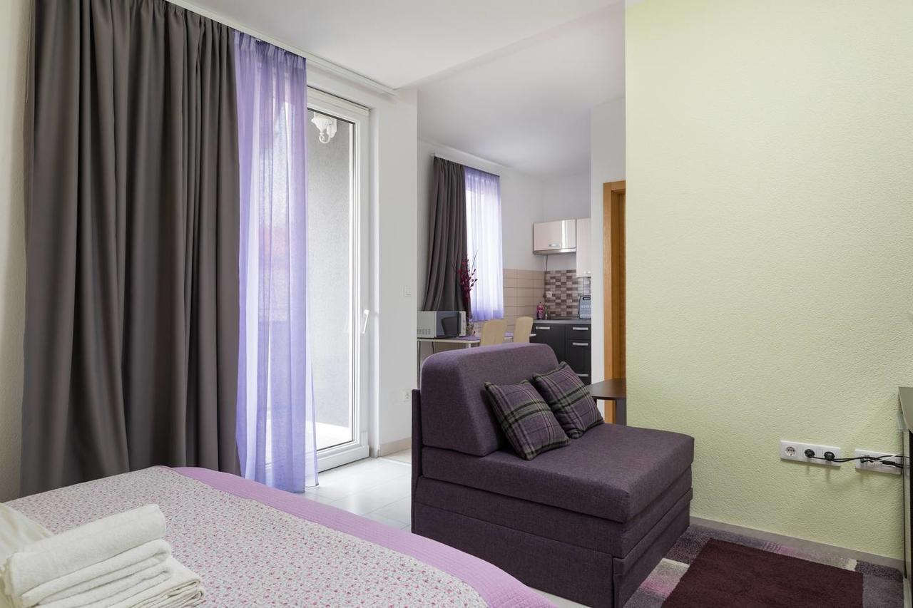 Apartments & Rooms Villa Maslina Trogir Exterior foto