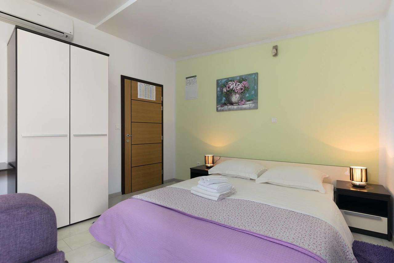 Apartments & Rooms Villa Maslina Trogir Exterior foto