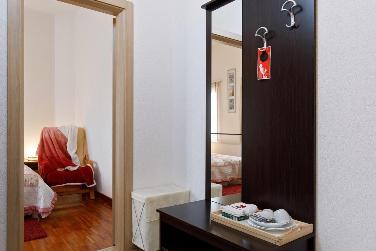 Apartments & Rooms Villa Maslina Trogir Exterior foto