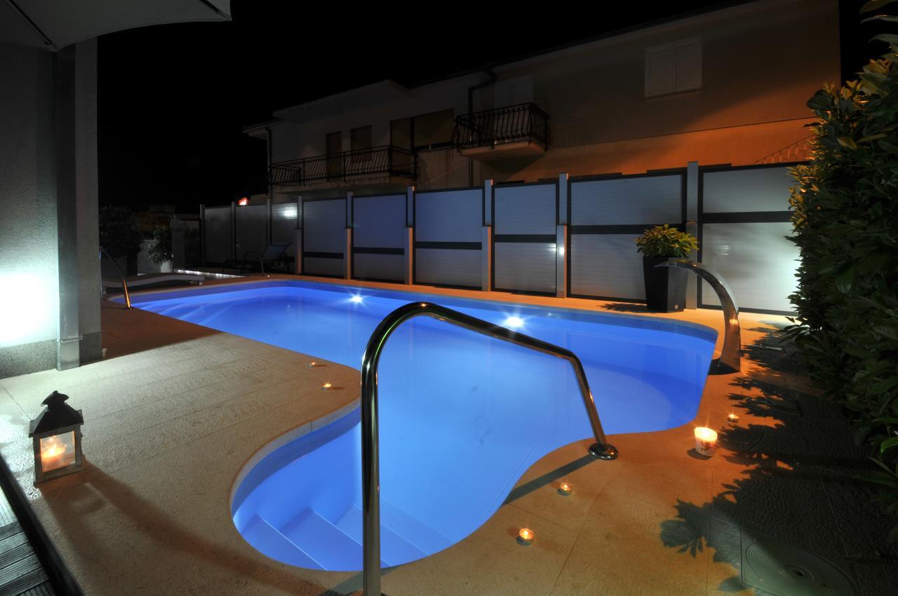 Apartments & Rooms Villa Maslina Trogir Exterior foto