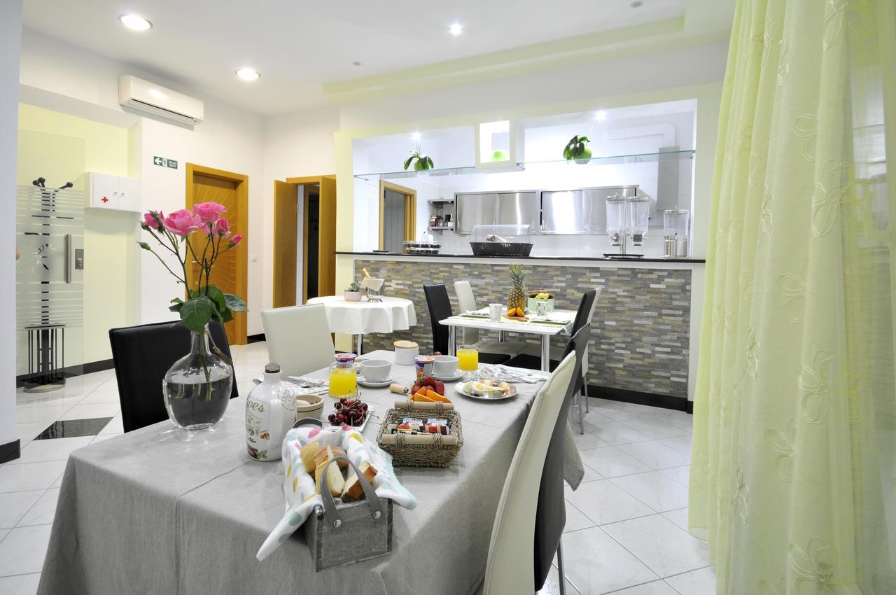 Apartments & Rooms Villa Maslina Trogir Exterior foto